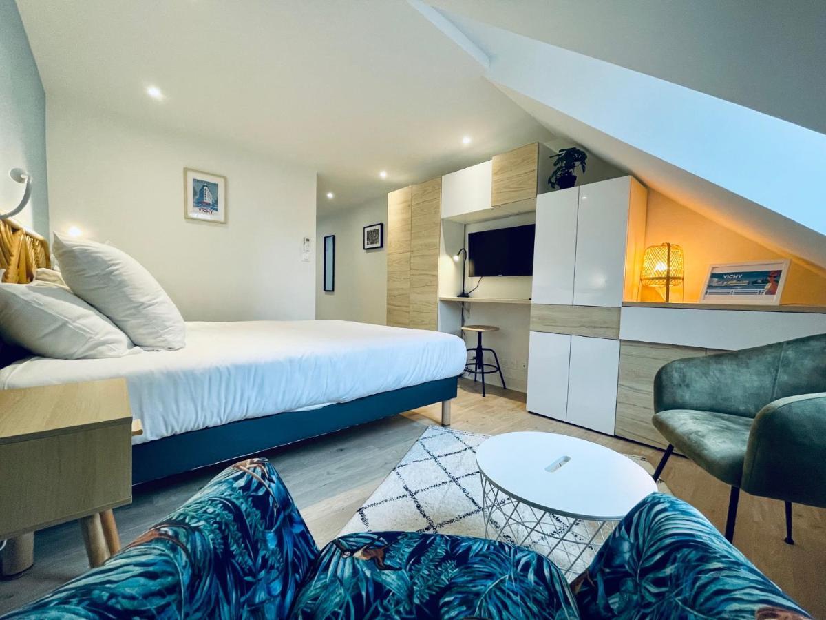 Apartment * Adelaide * Les Celestins * *